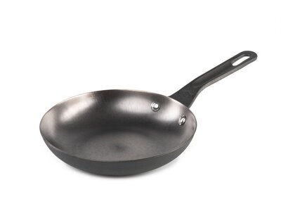 Сковорода GSI Outdoors GUIDECAST 8" Frypan