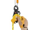 Блок-затискач Petzl PRO TRAXION PROGRESS з вертлюгом